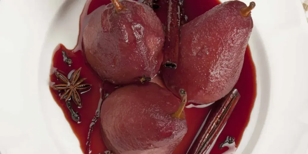 Peras Bêbedas em Vinho Tinto