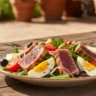 Salada Niçoise Portuguesa: O Sabor do Verão no Teu Prato - salada niçoise portuguesa